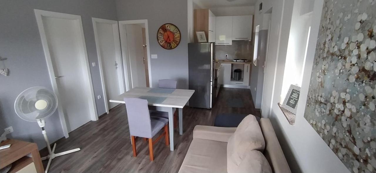 Apartment Morini 扎达尔 外观 照片